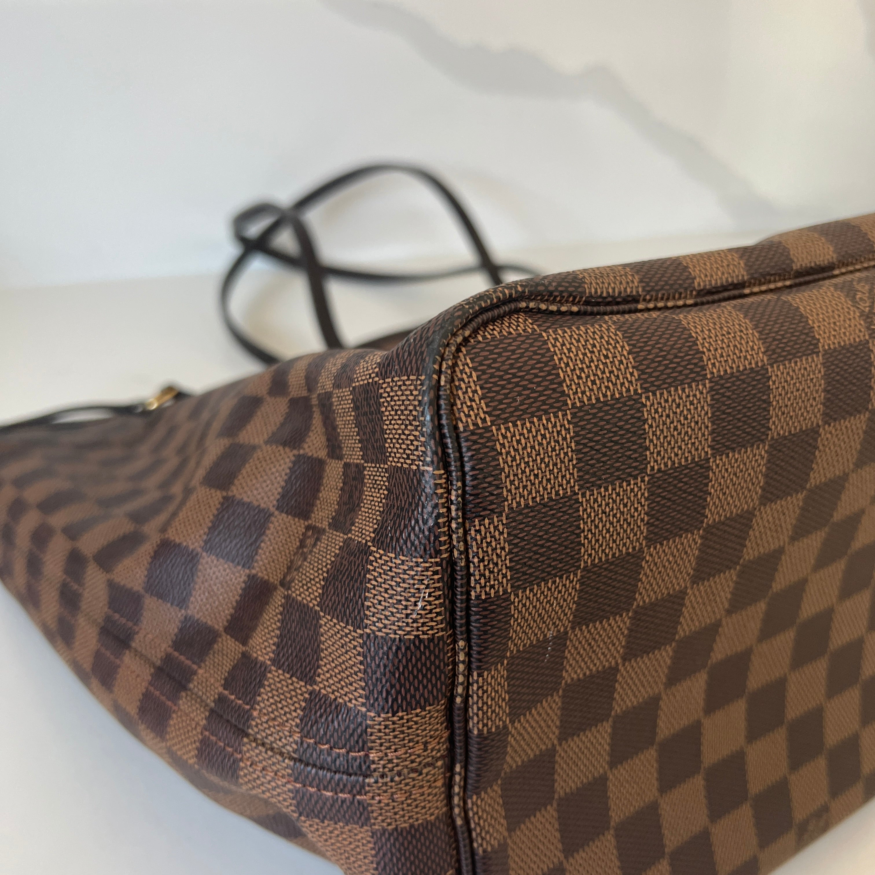 Louis Vuitton Neverfull & Pouch GM