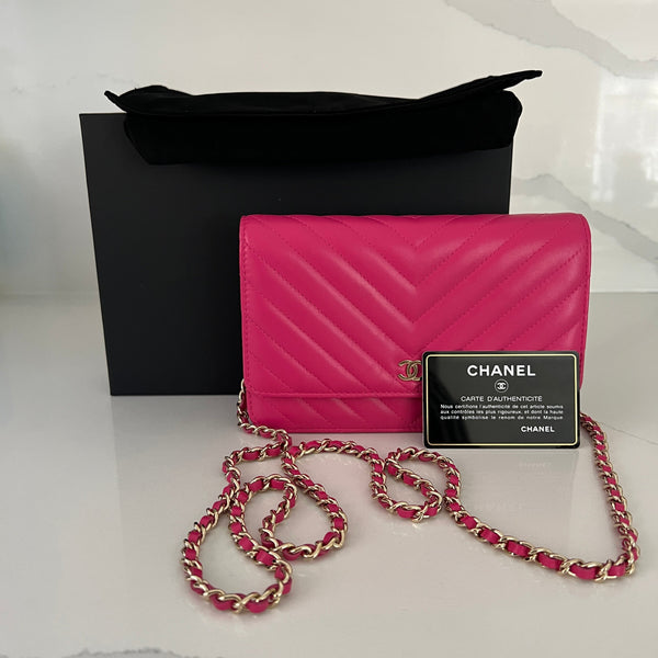 Chanel Wallet on Chain WOC