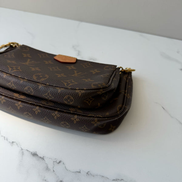 Louis Vuitton Multi Pochette Accessories