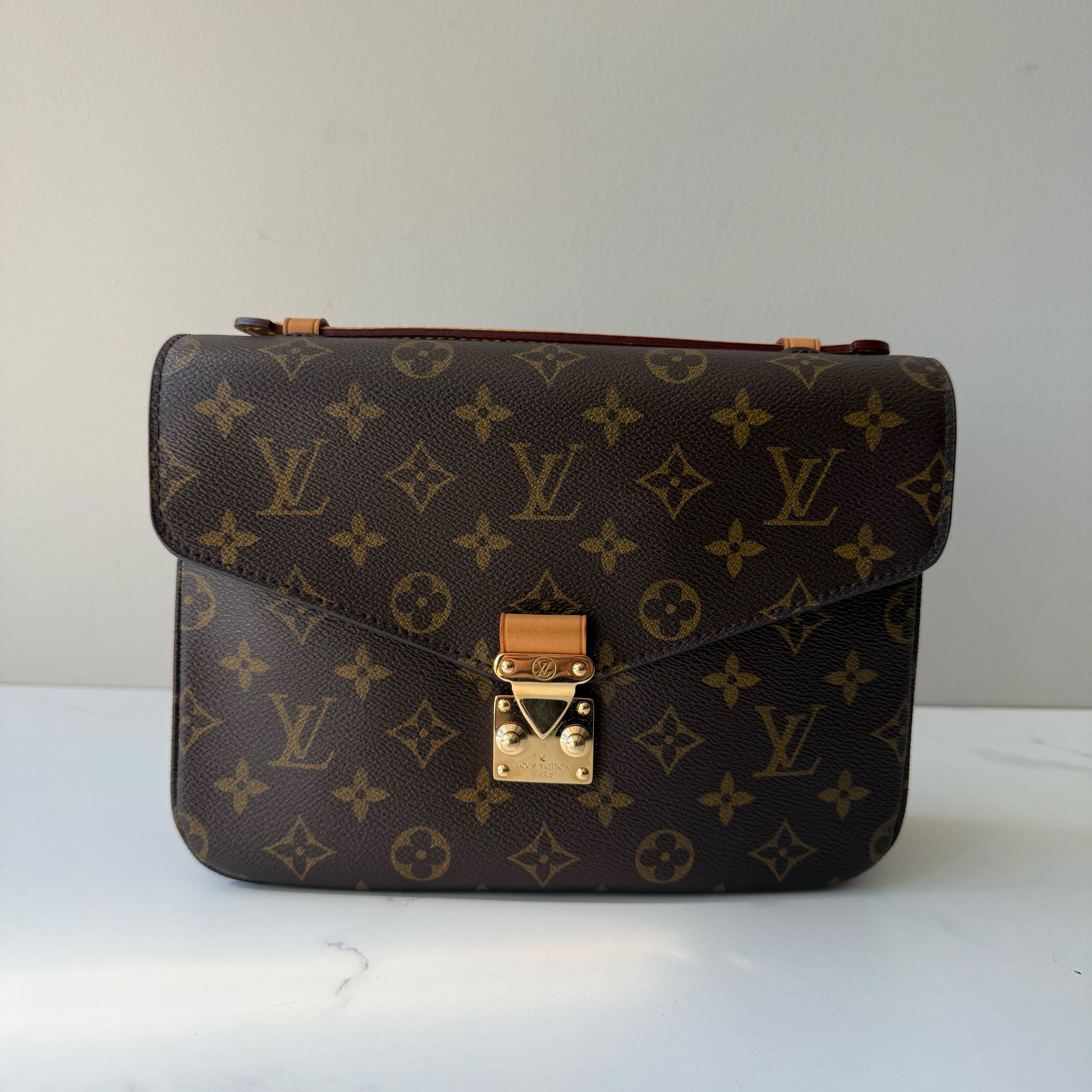 Louis Vuitton Pochette Metis