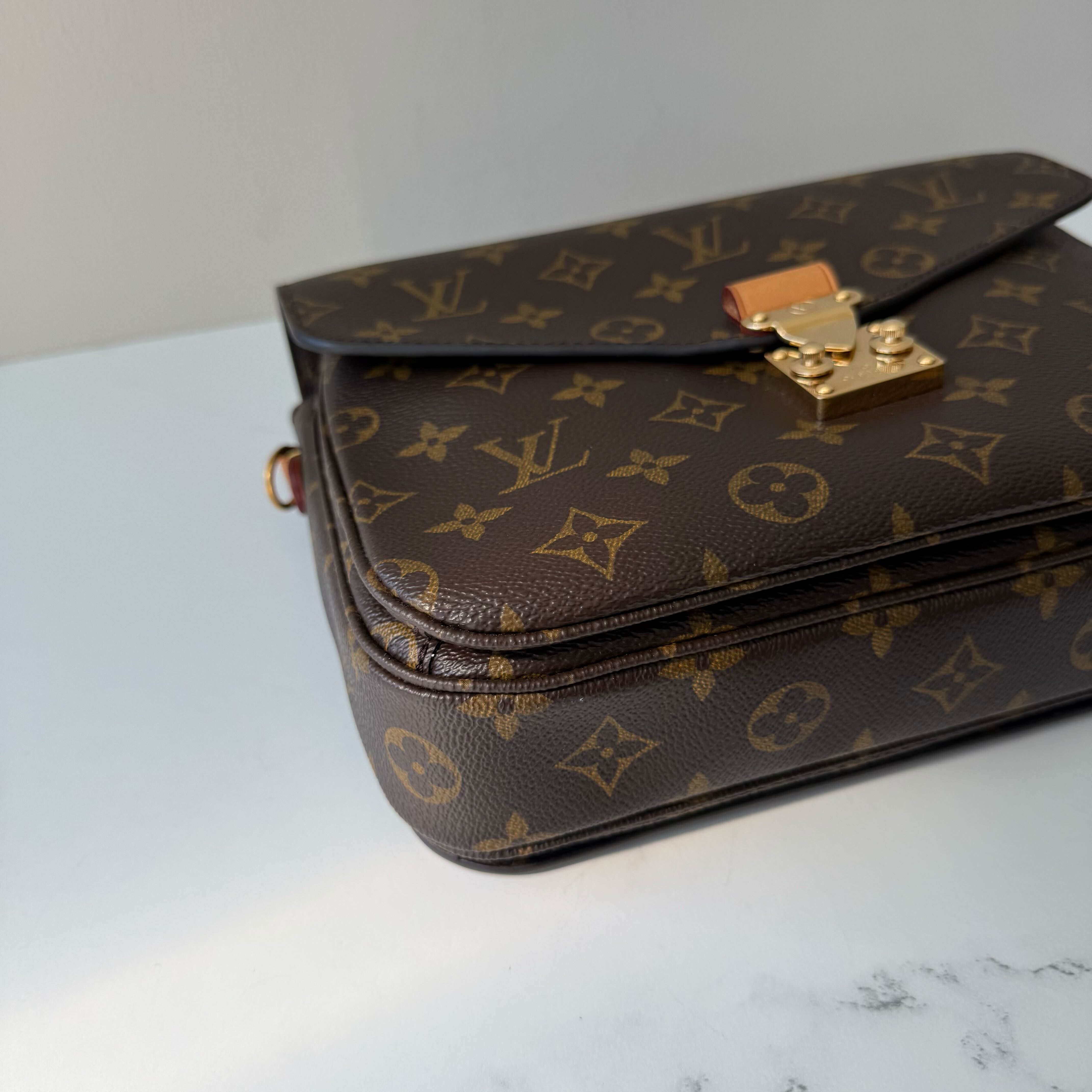 Louis Vuitton Pochette Metis