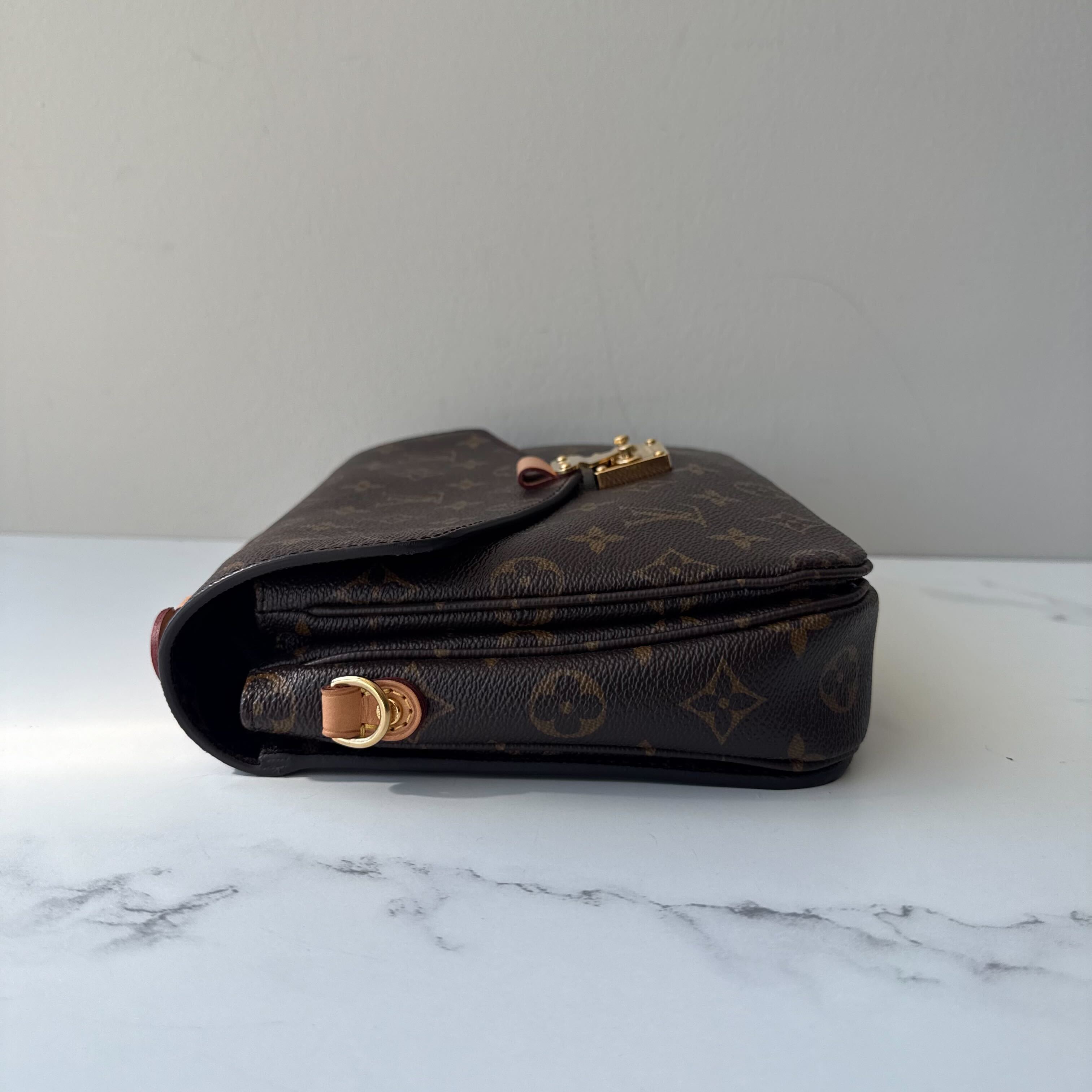 Louis Vuitton Pochette Metis