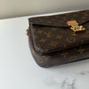 Louis Vuitton Pochette Metis