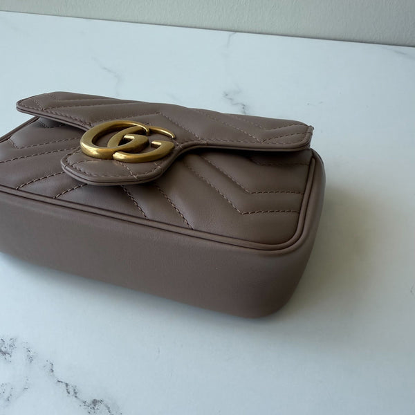Gucci GG Marmont Matelasse Super Mini Shoulder Bag