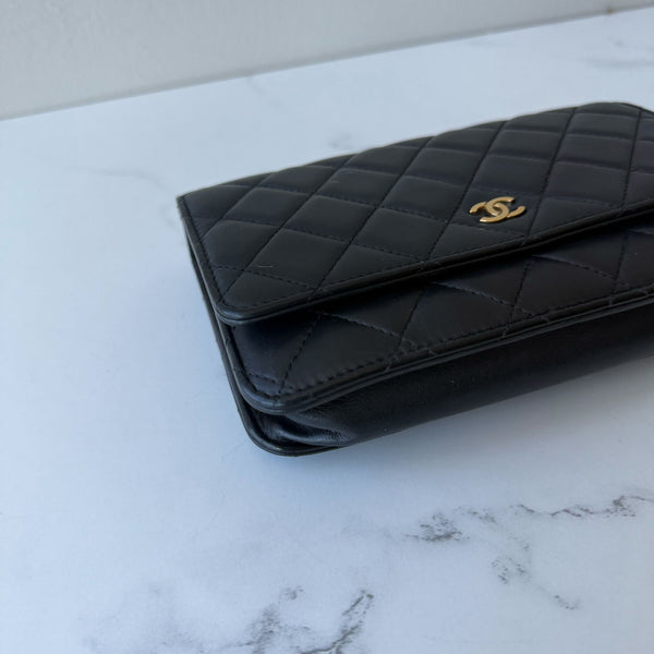 Chanel Wallet on Chain