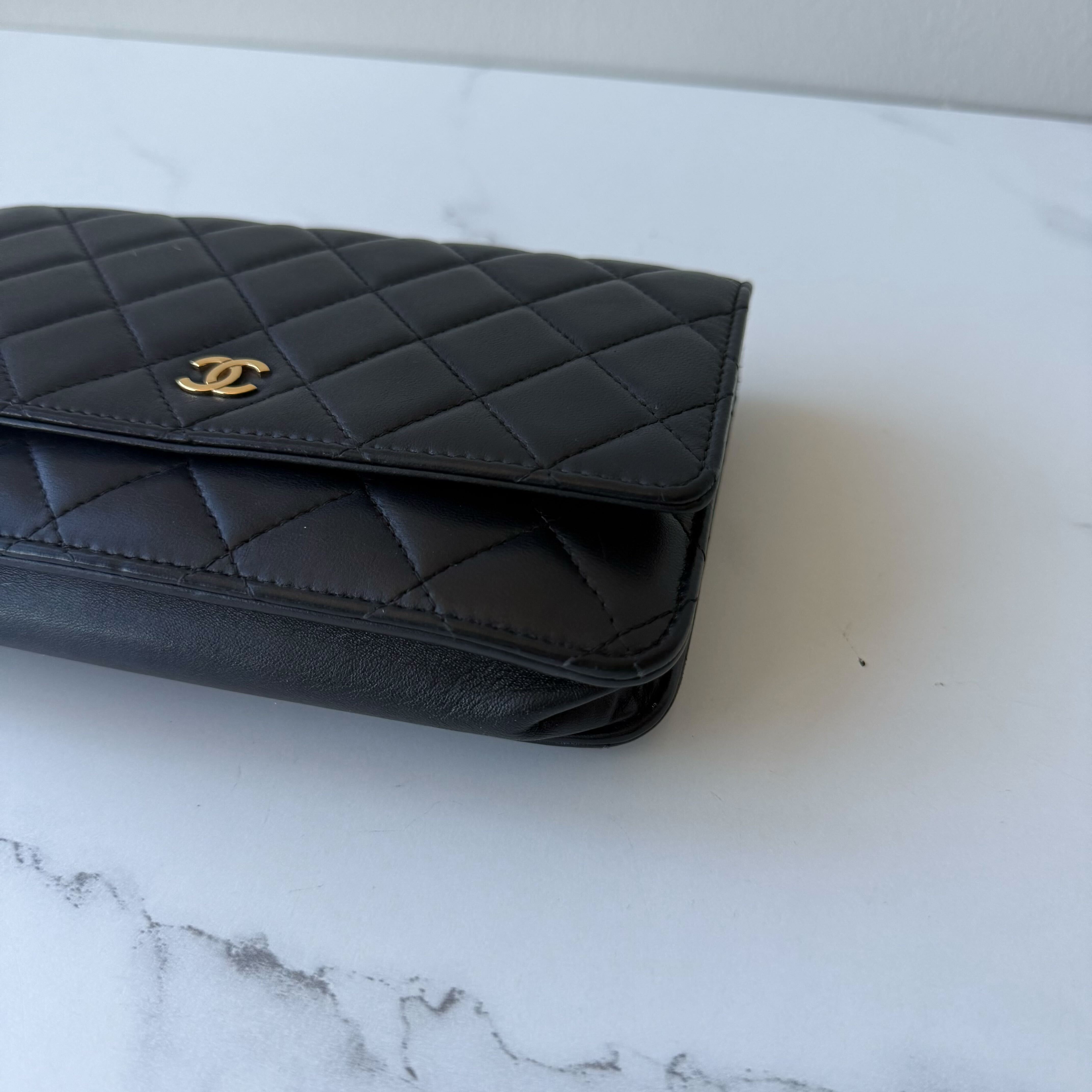 Chanel Wallet on Chain