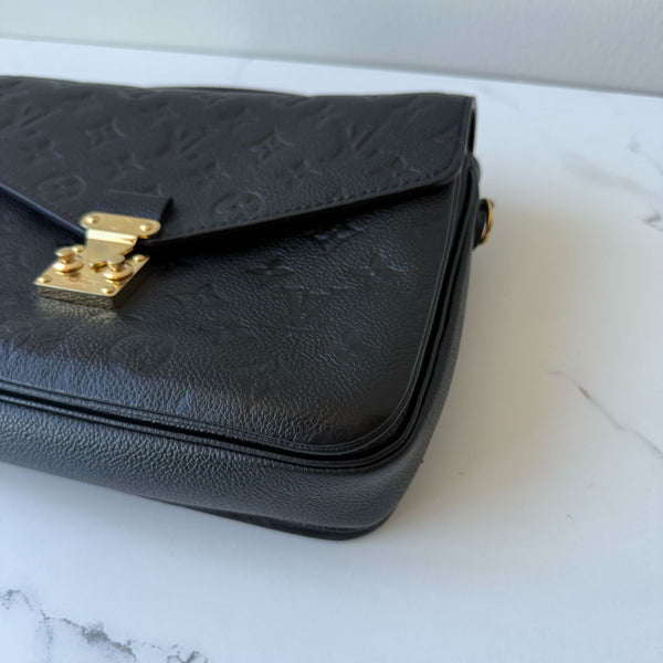 Louis Vuitton Pochette Metis