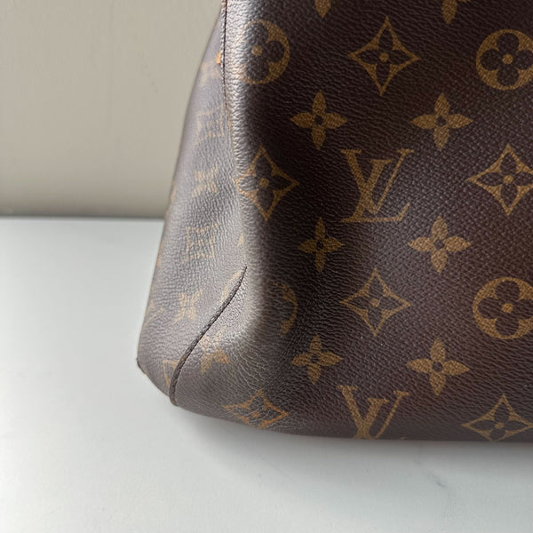 Louis Vuitton Montaigne MM