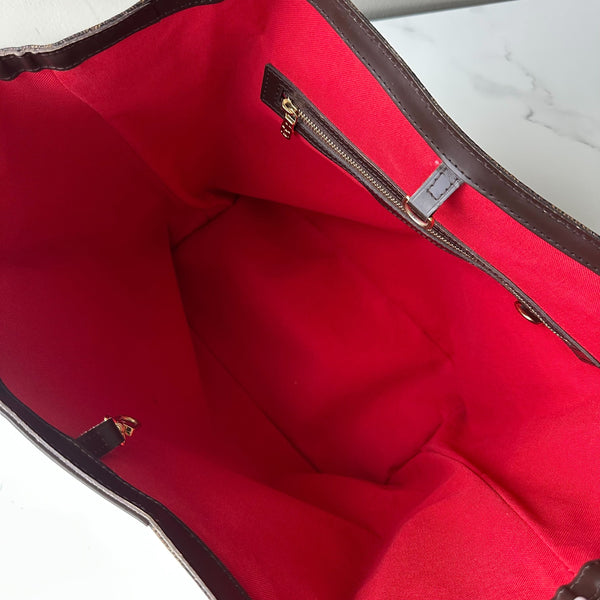 Louis Vuitton Hippopotamus Rivington