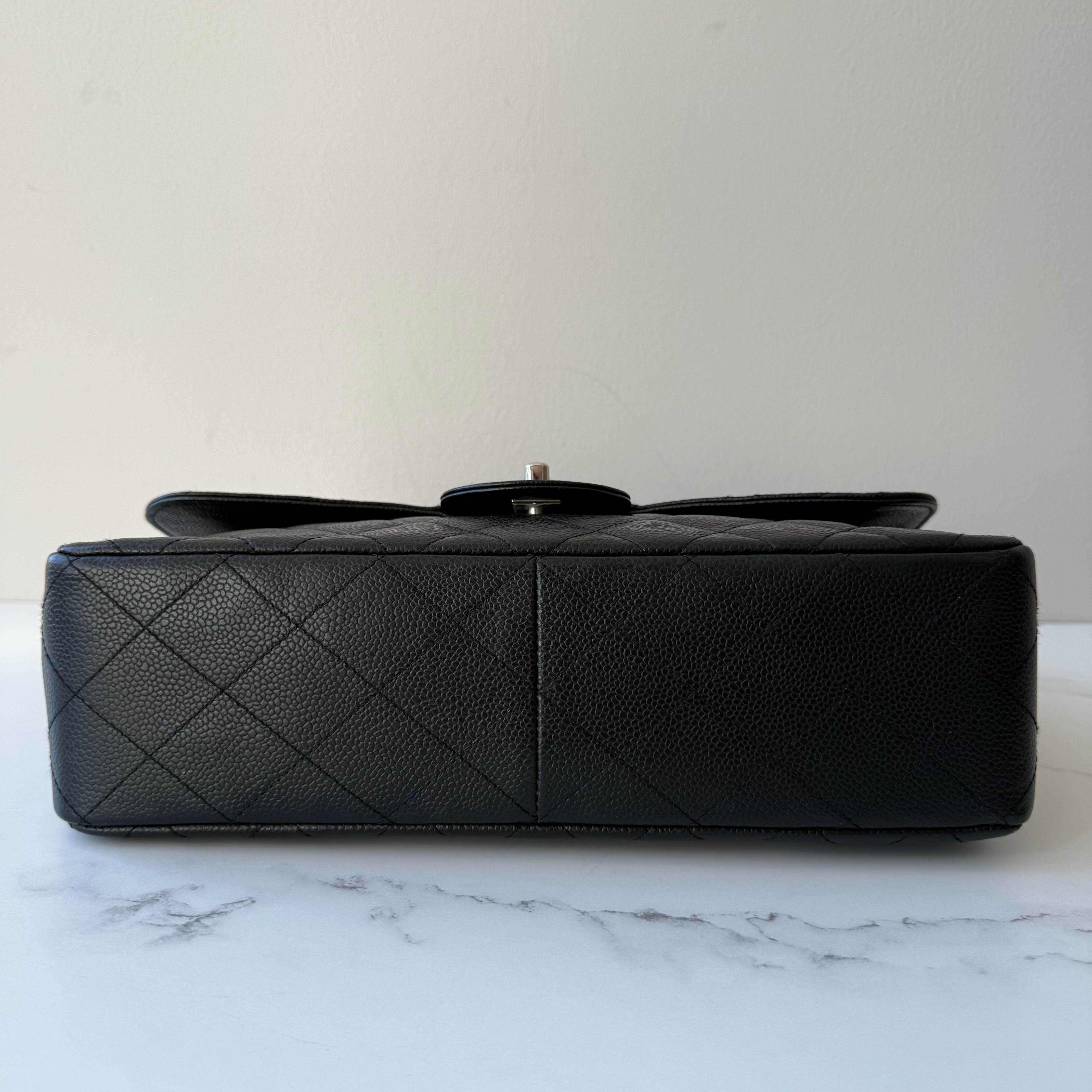 Chanel Classic Flap Jumbo