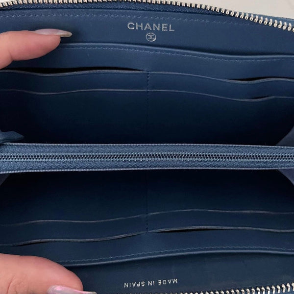 Chanel Classic Long Zipped Wallet