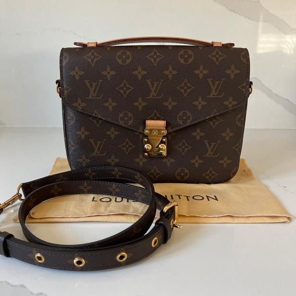 Louis Vuitton pochette metis