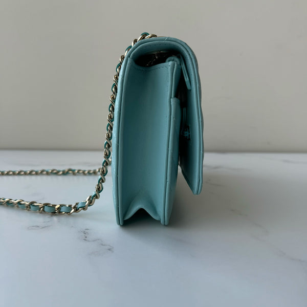 Chanel Wallet on Chain, WOC