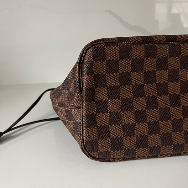 Louis Vuitton Neverfull MM