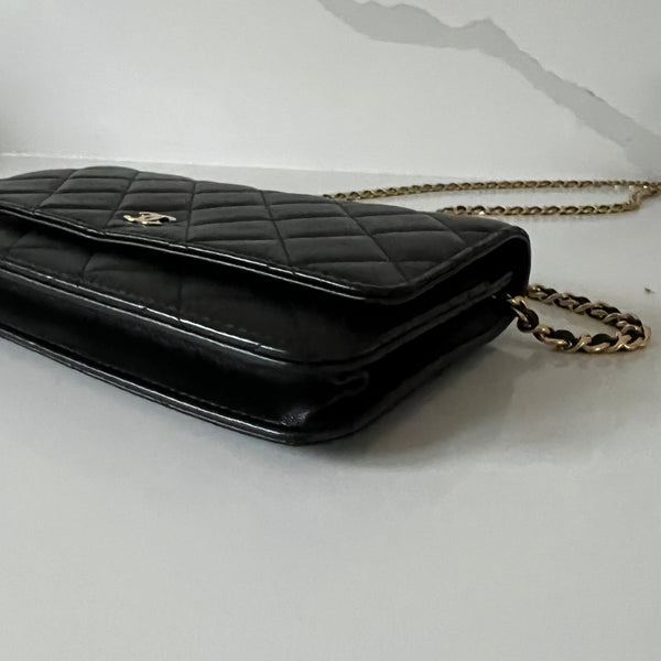 Chanel Wallet on Chain (WOC)