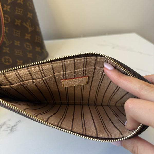 Louis Vuitton Neverfull MM + Pouch