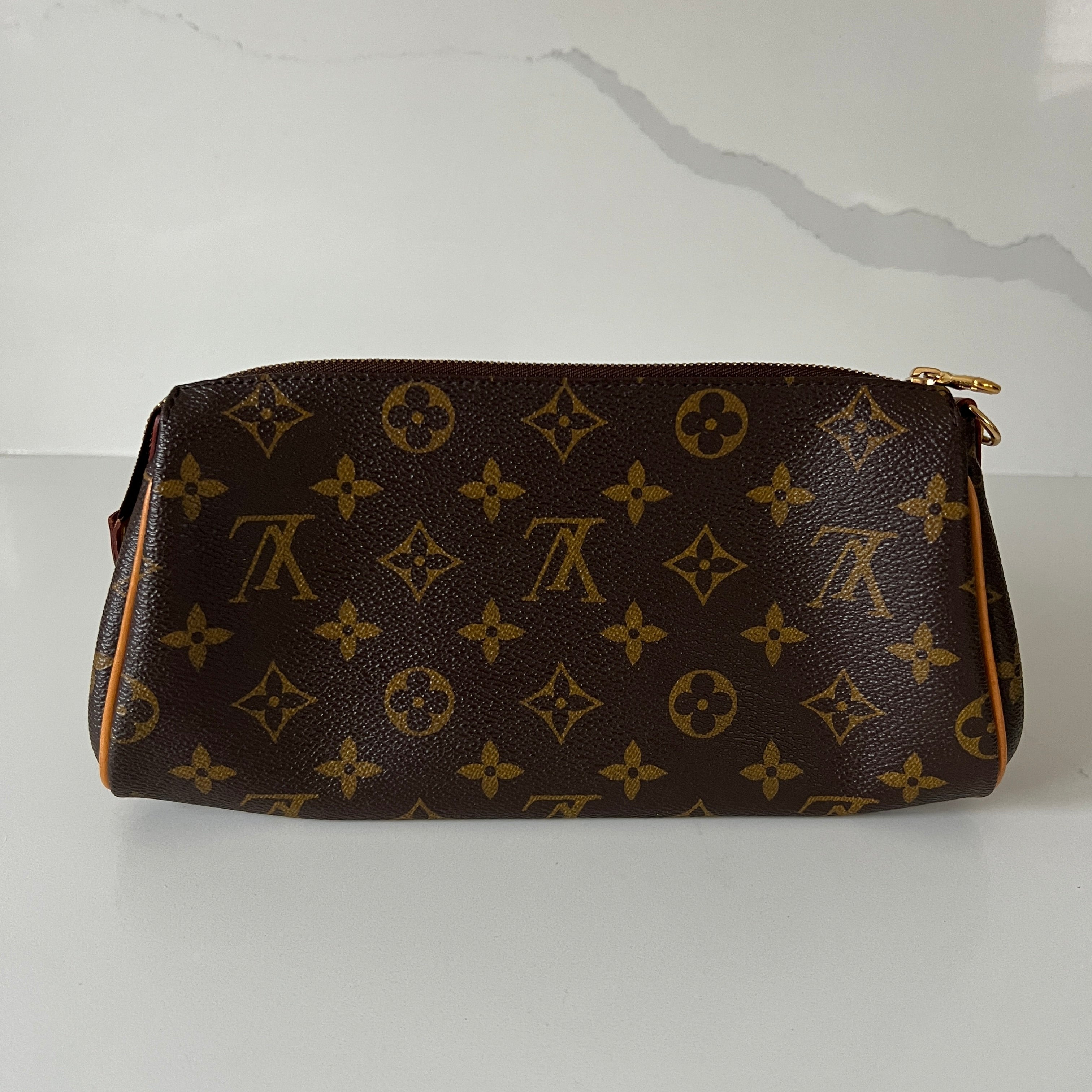 Louis Vuitton Eva Clutch