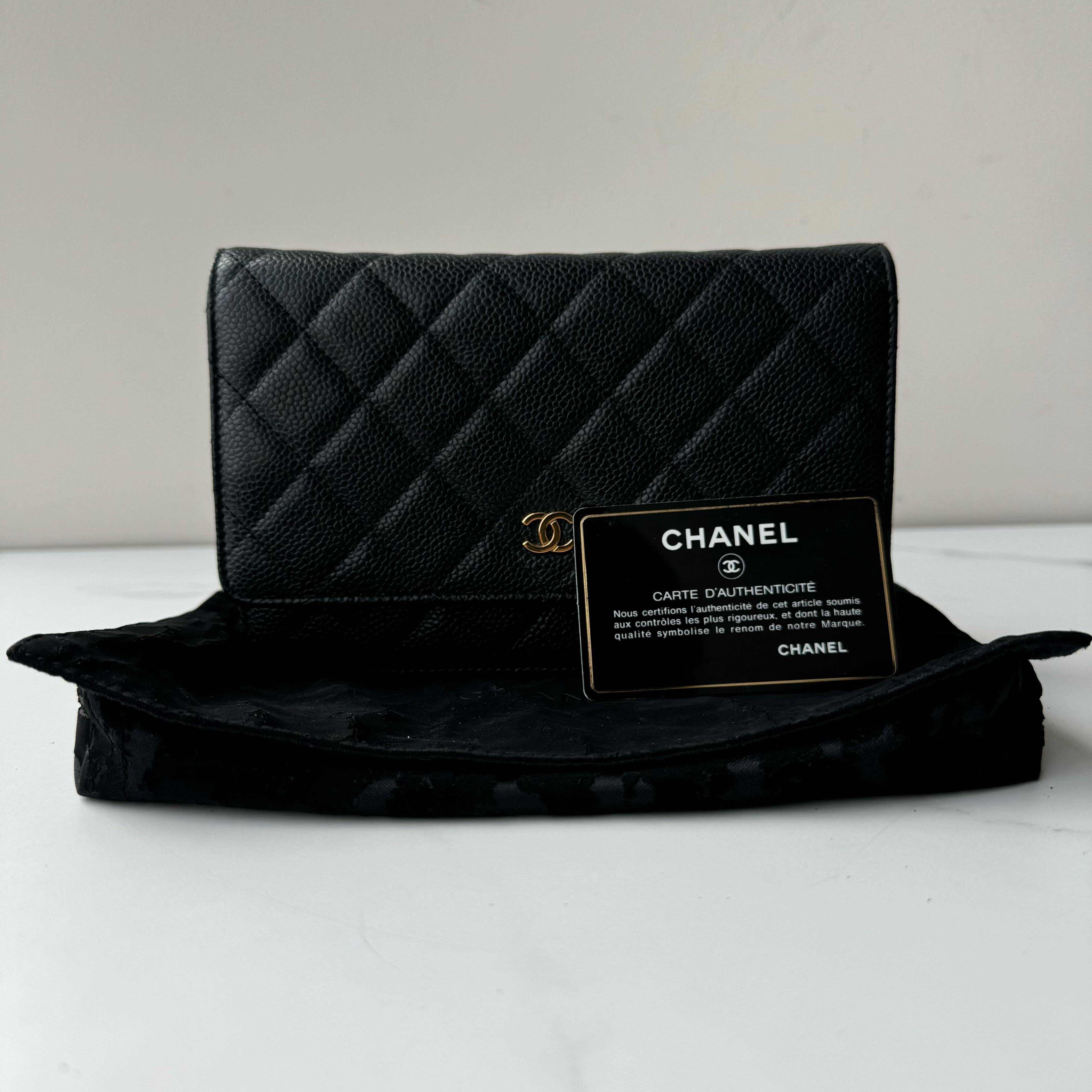 Chanel Wallet on Chain, WOC