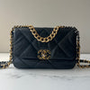 Chanel 19