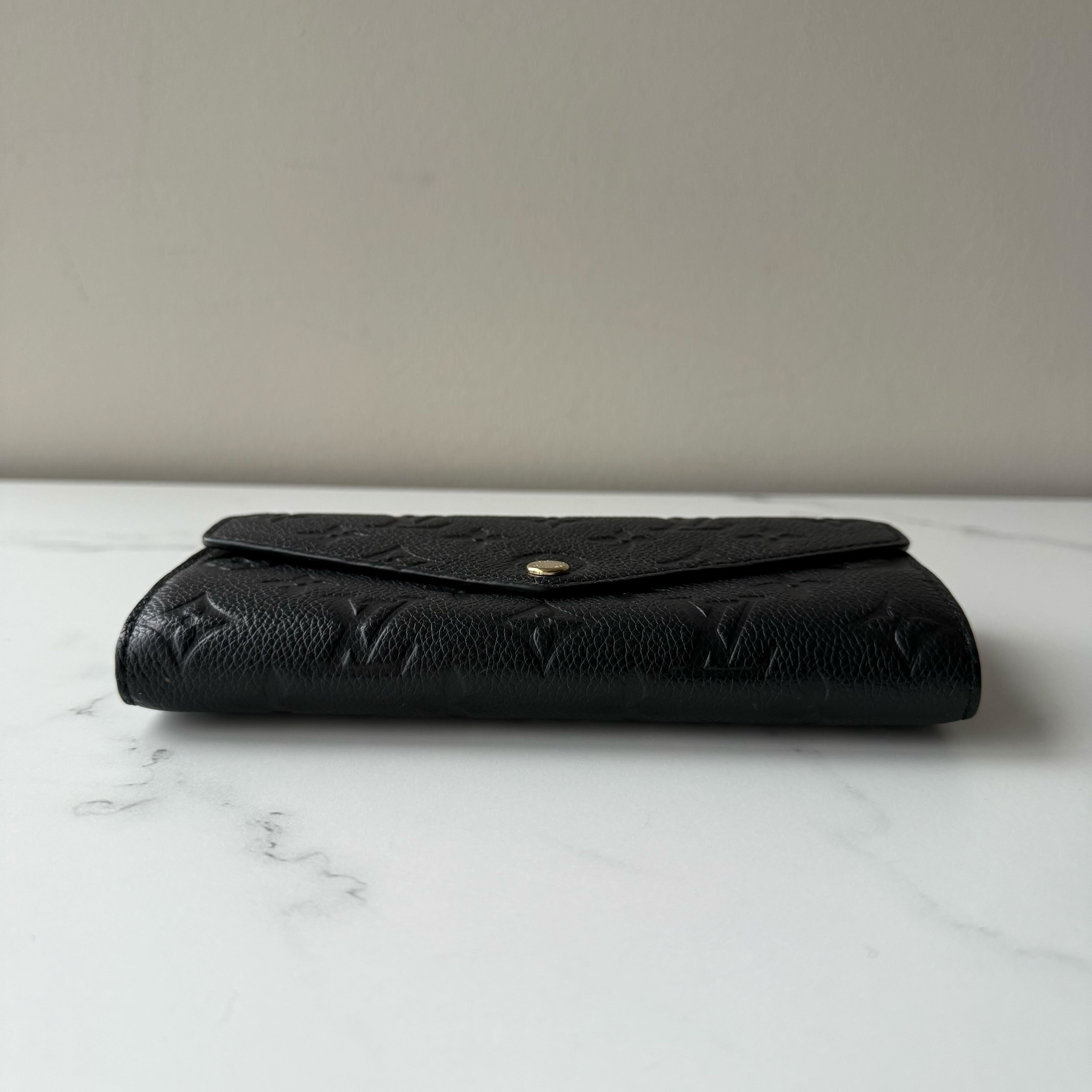 Louis Vuitton Sara Bi-fold Long Wallet