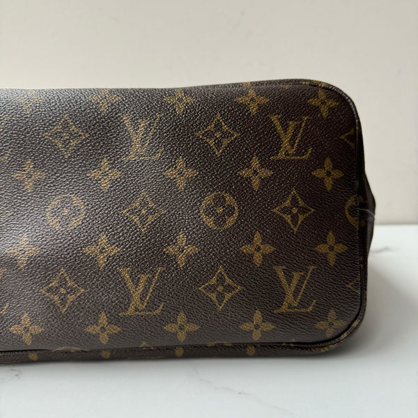 Louis Vuitton Neverfull MM