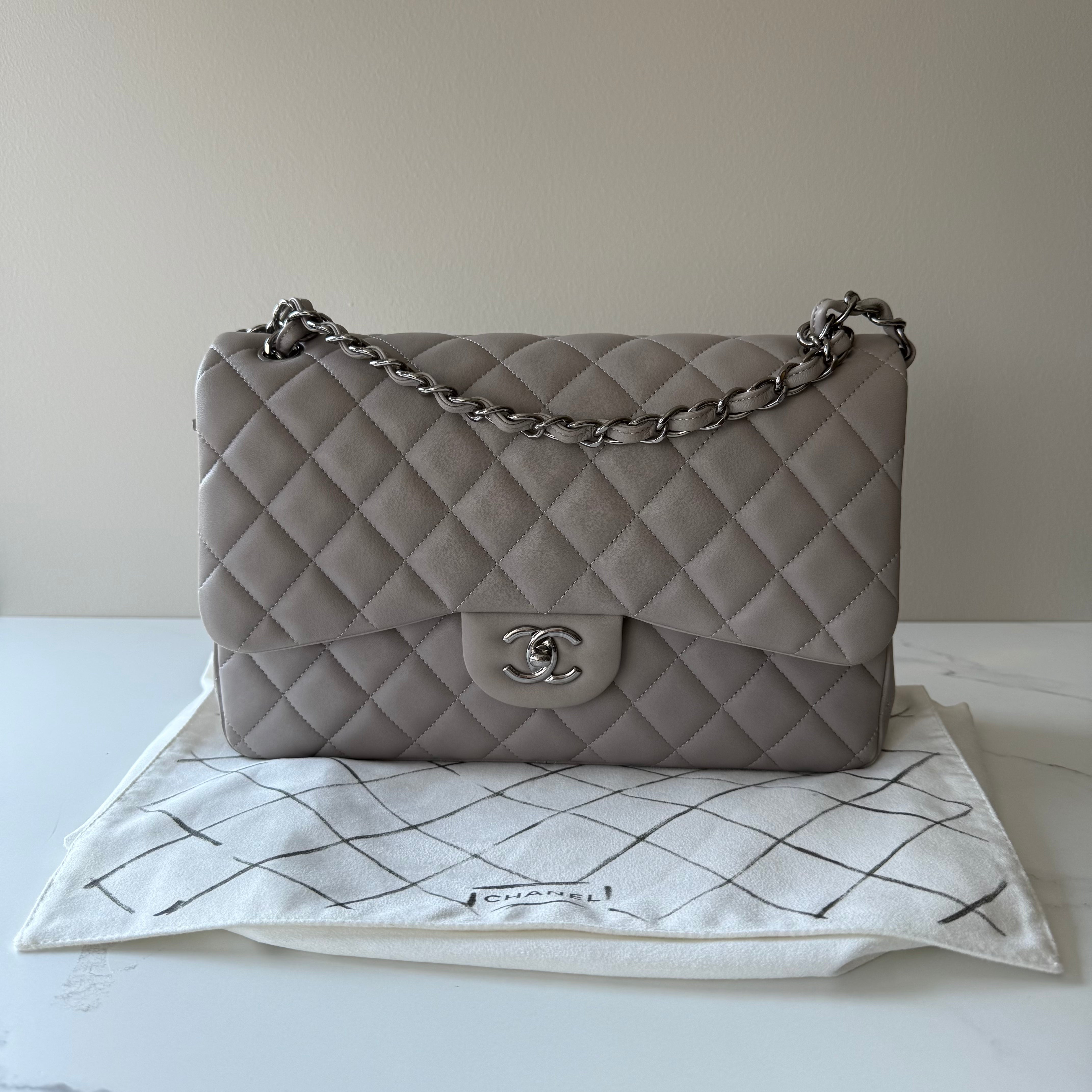 Chanel Jumbo Double Flap