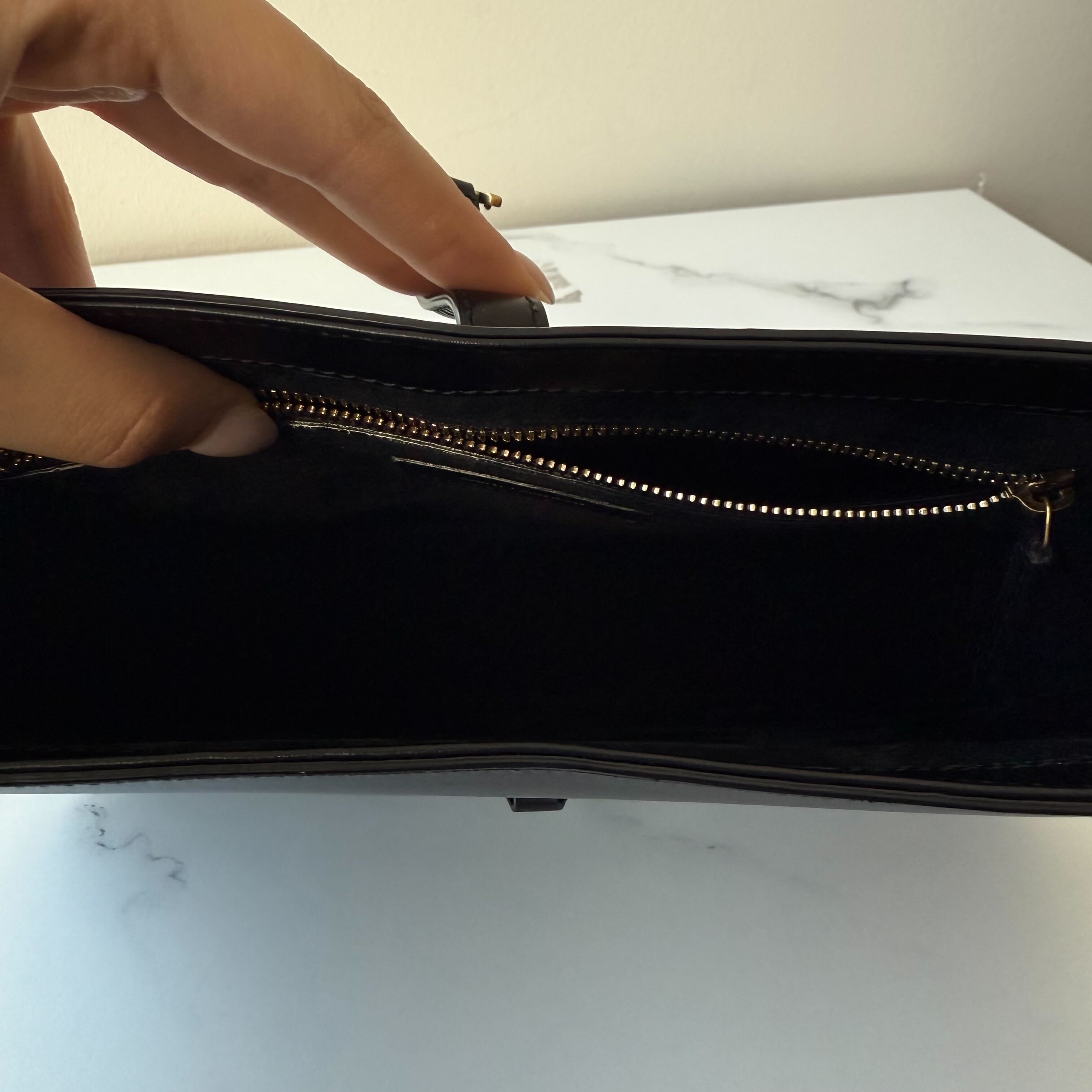 Saint Laurent Le 5 A 7