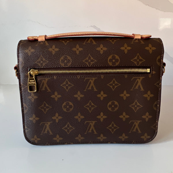 Louis Vuitton Pochette Metis