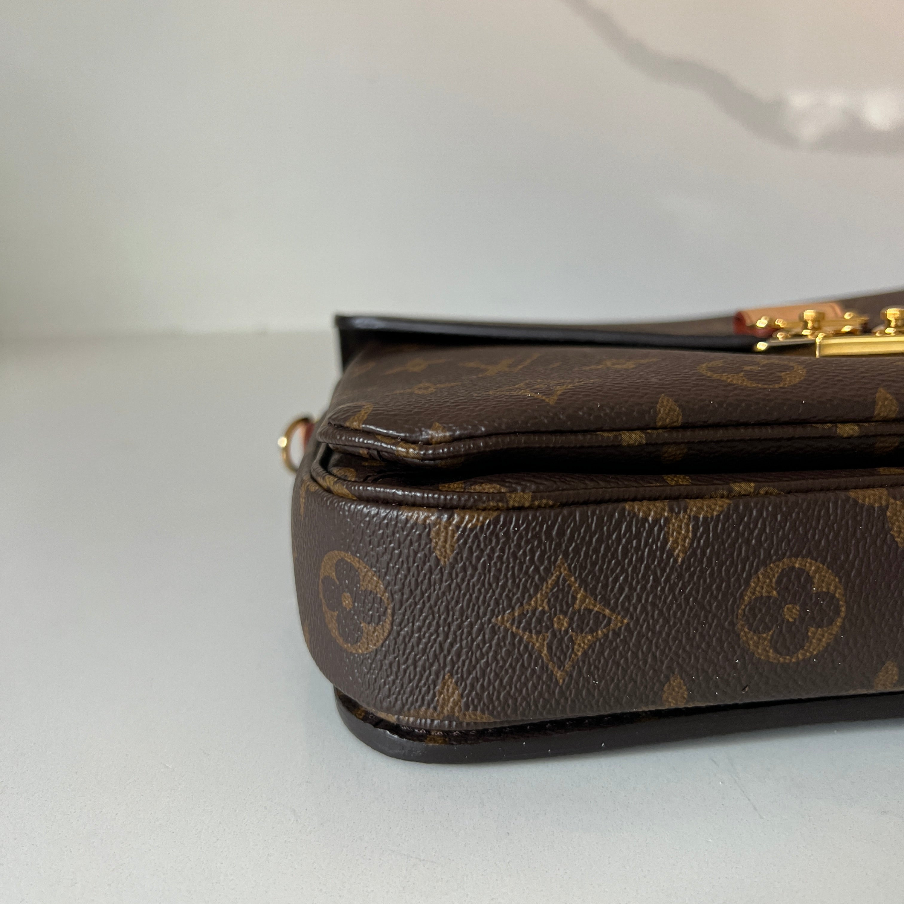 Louis Vuitton Pochette Metis