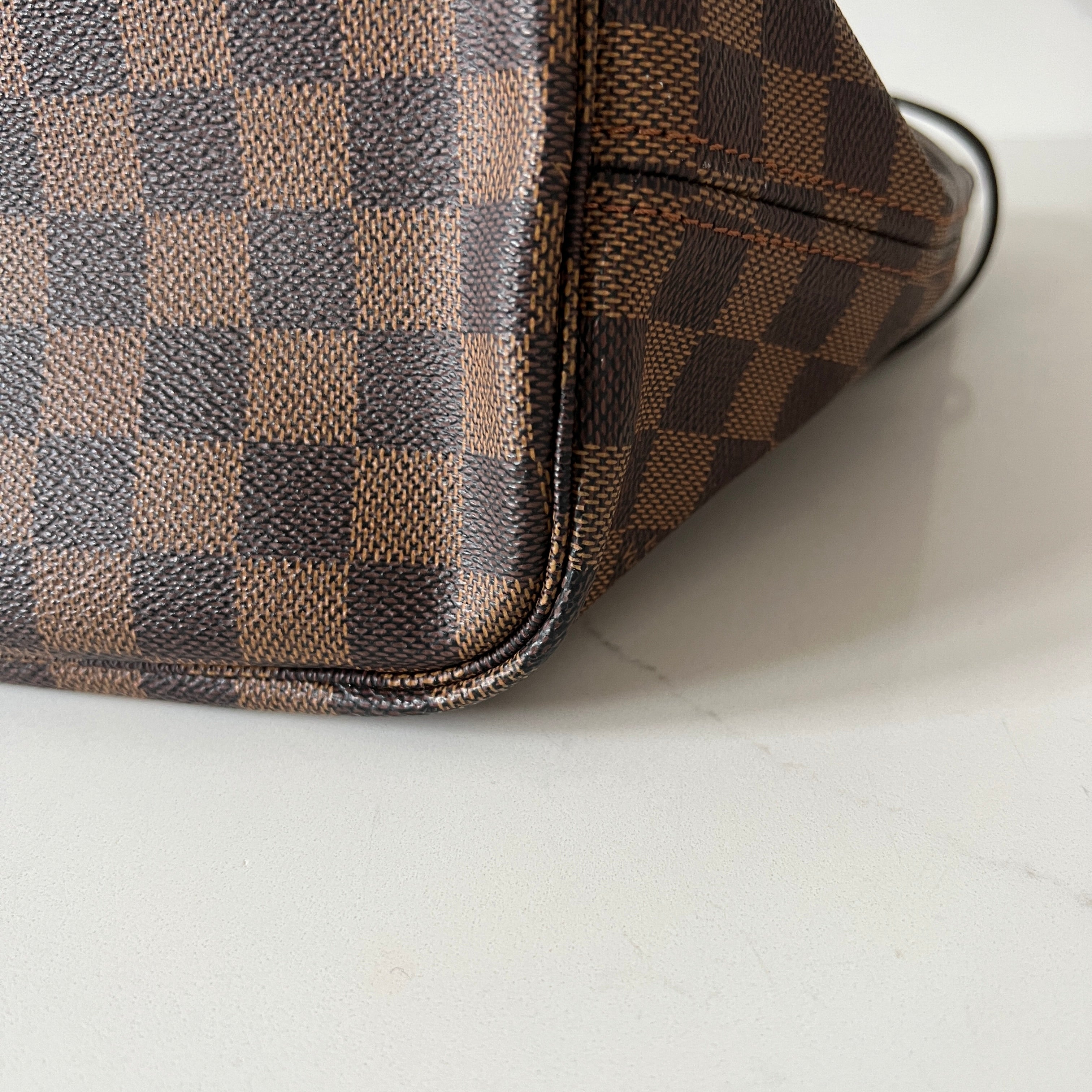 Louis Vuitton Neverfull MM