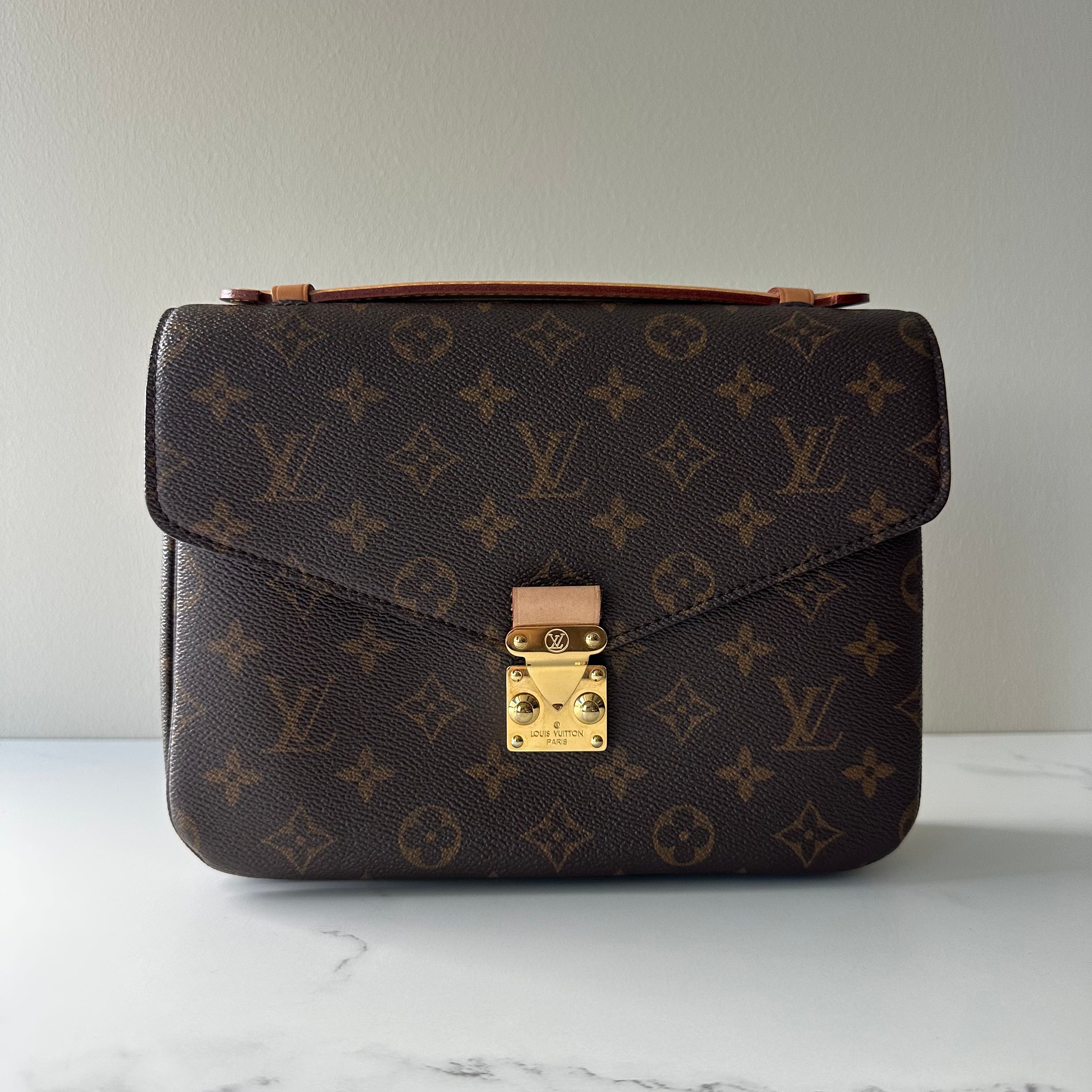 Louis Vuitton Pochette Metis