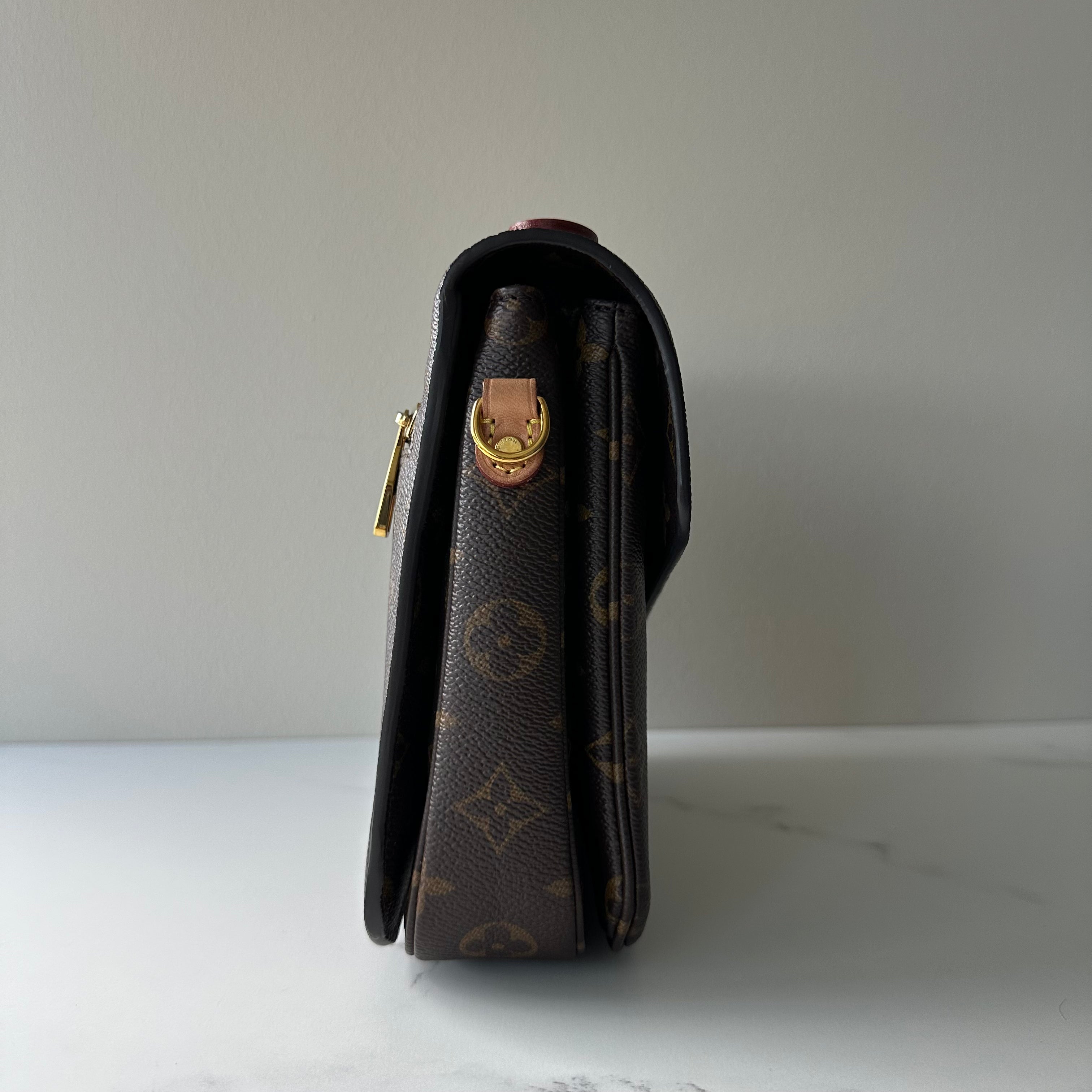 Louis Vuitton Pochette Metis