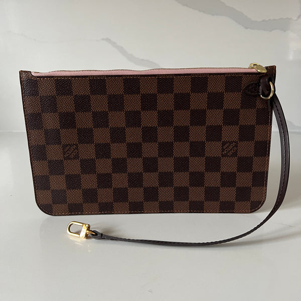 Louis Vuitton Neverfull MM & Pouch