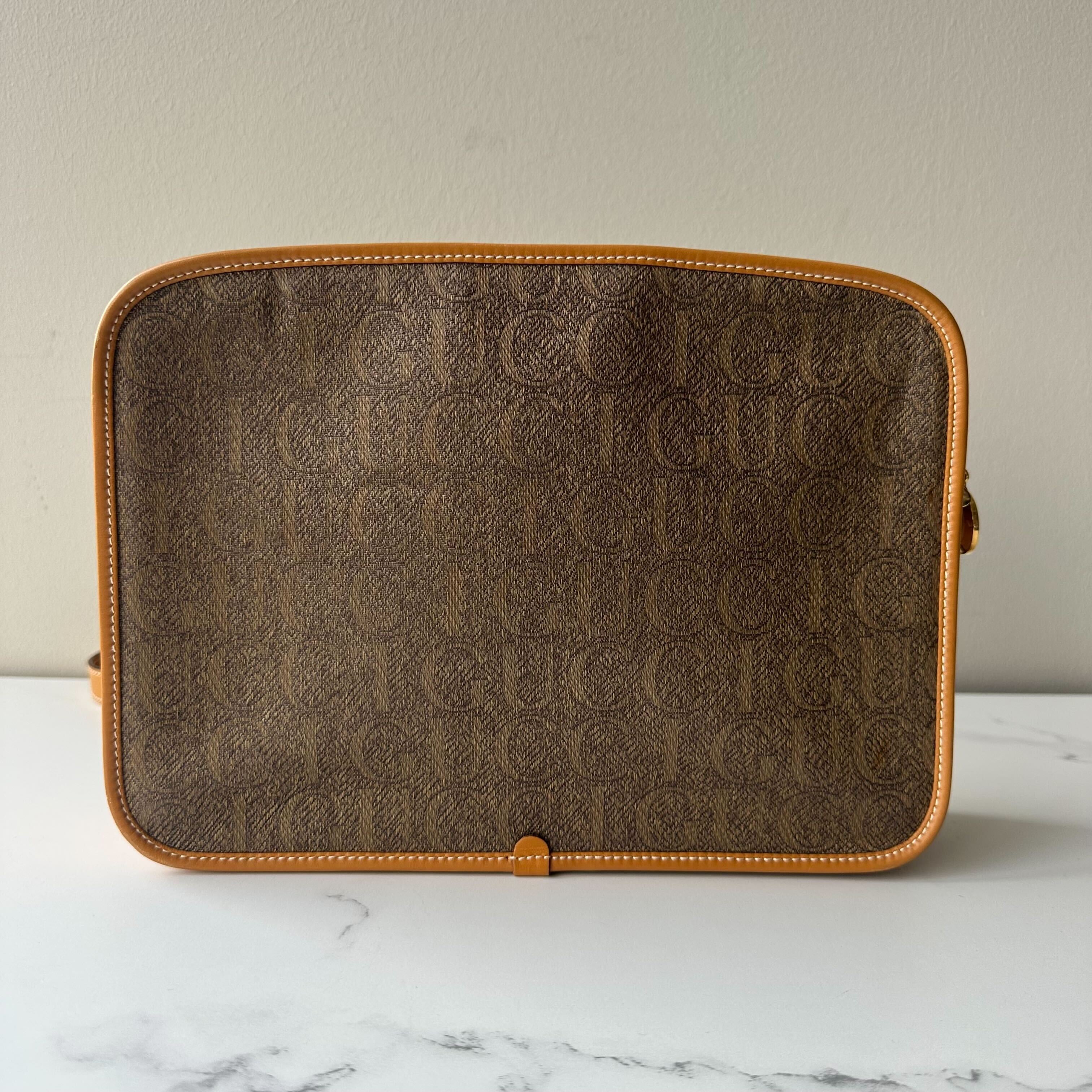 Gucci Vintage Shoulder Bag