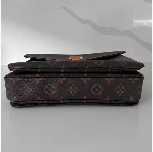 Louis Vuitton Pochette Métis